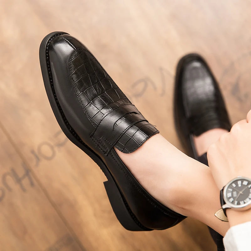 Big Size 38-47 Retro Fashion Slip-on Loafers High Quality Genuine Leather Men's Dress Shoes 2024