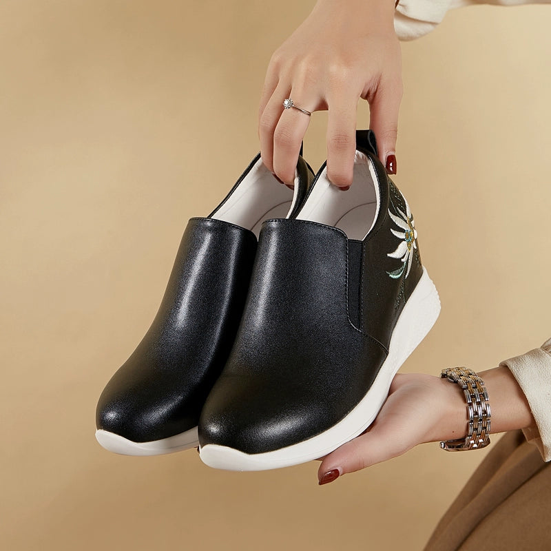 Small White Shoes Embroidered Inner Heightening All-Match Skinny Women's Shoes