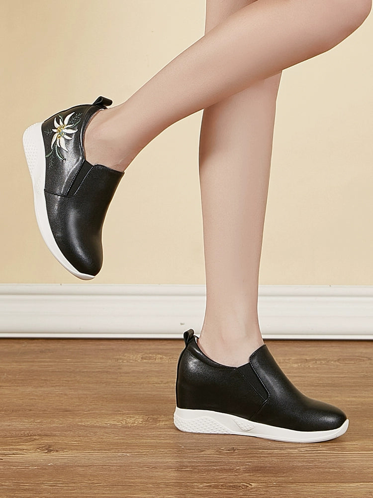 Small White Shoes Embroidered Inner Heightening All-Match Skinny Women's Shoes