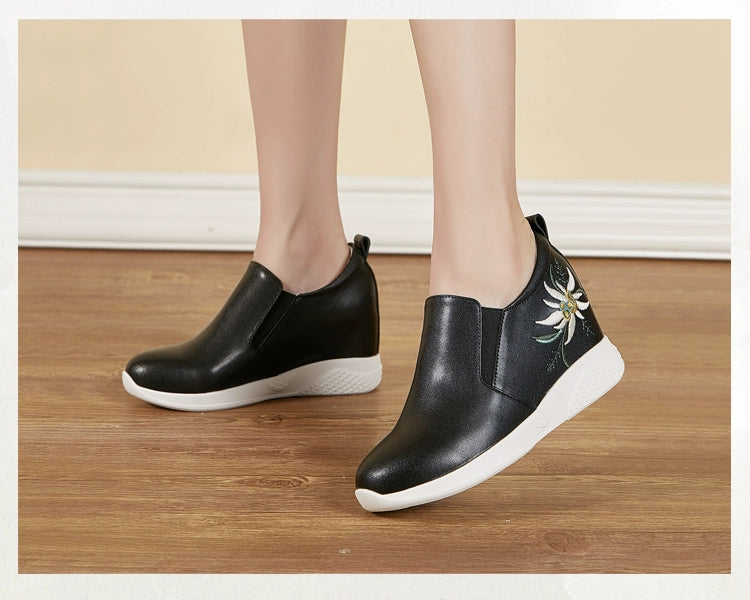 Small White Shoes Embroidered Inner Heightening All-Match Skinny Women's Shoes