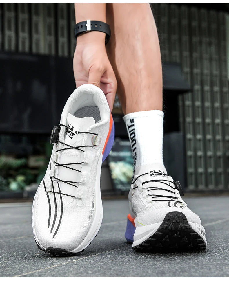 2025 New Lightweight Outdoor Casual Sports Shoes With Rotating Buckle Carbon Plate And Popcorn Outsole Running Shoes For Men