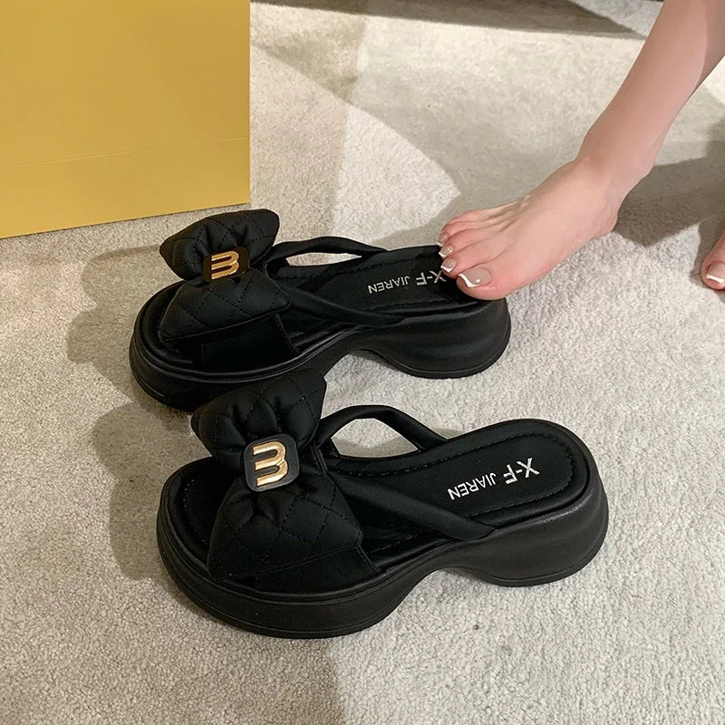 Women's Sandals New Korean Edition Casual Beach Shoes Versatile Thick Sole Shoes Bow Slippers Women's Outwear Summer