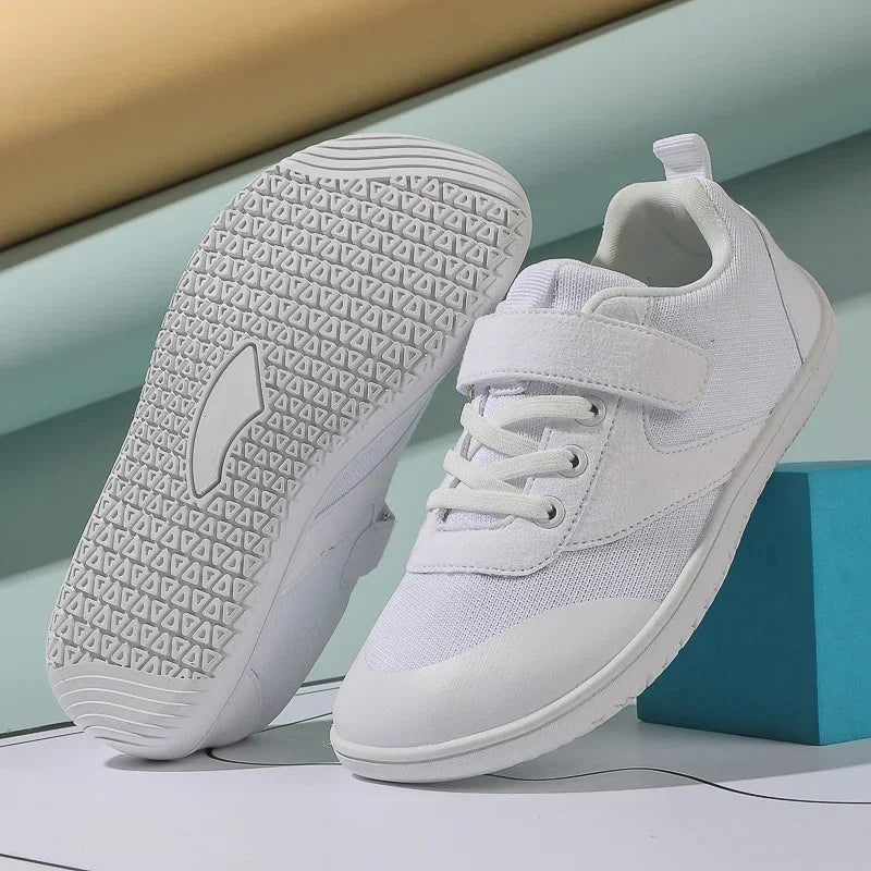 Kids Wide Barefoot Shoes Boys Girls Minimalist Sneakers Toddler Lightweight Non Slip Narutal Children Walking Shoes Skate Flat