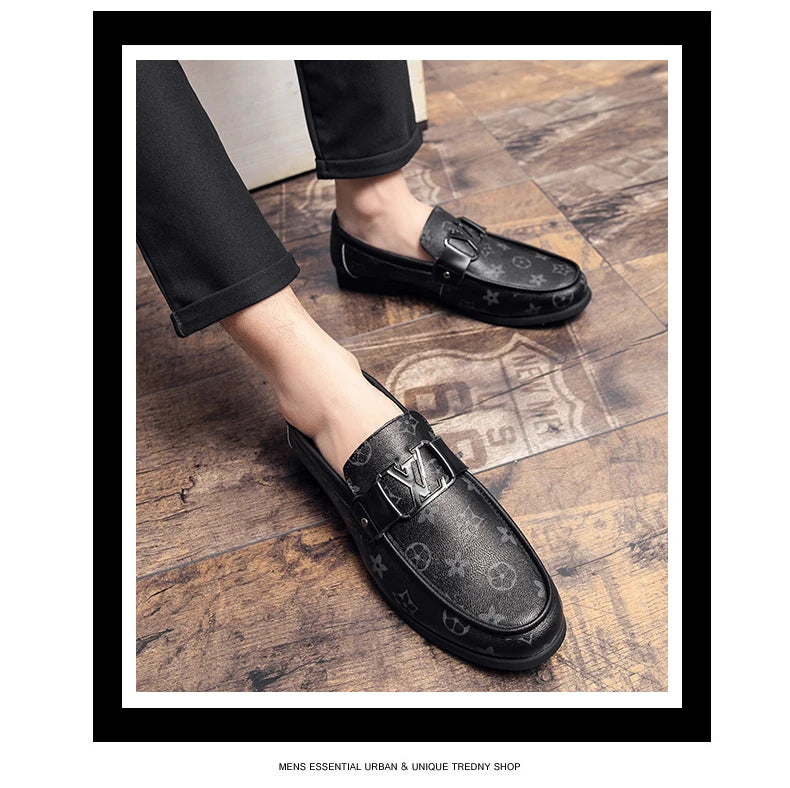 2025 New Genuine Leather Beanie Shoes Men's Casual Shoes Korean Style Trendy Lazy Shoes Light Luxury Personalized Big Brand Shoe