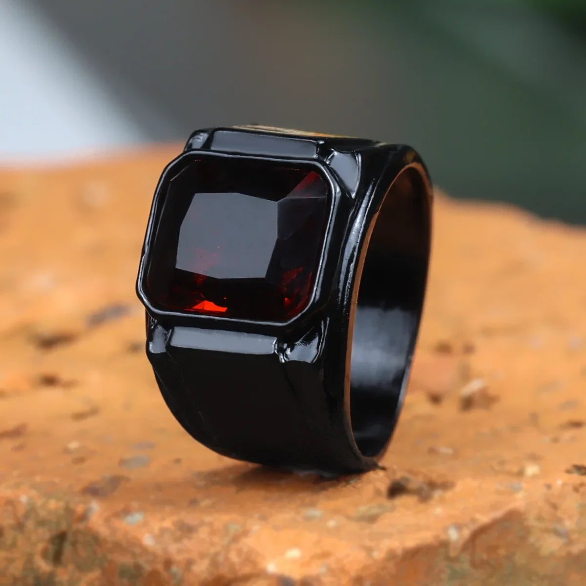 Vintage Rings for Men and Women Black Red New Fashion Hand Ornament Punk Hip Hop Personality Men Ring Gift Jewelry Кольцо