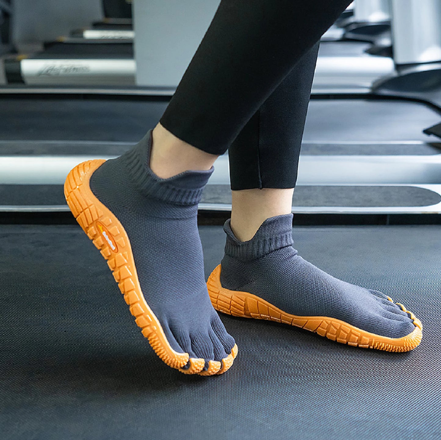 Five finger shoes, split toe shoes, men's and women's fitness soft soled shoes, Pilates yoga fitness barefoot shoes, beach shoes
