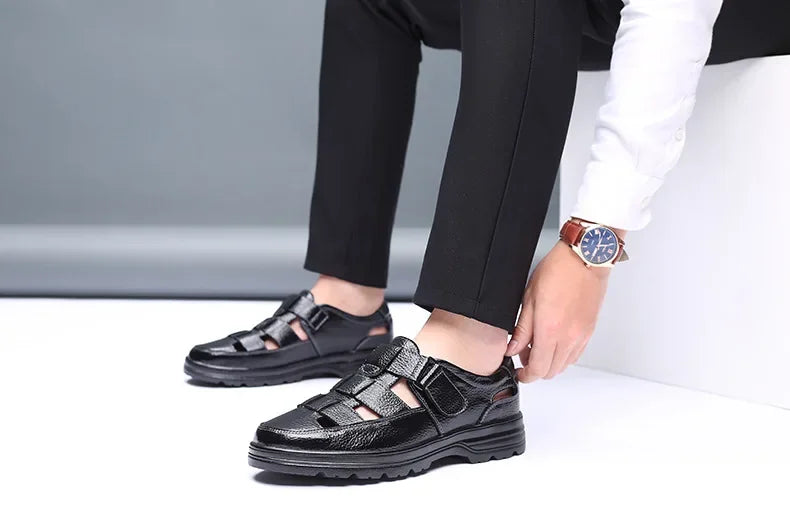 2025 Summer New Men's Shoes Casual men sandals Breathable genuine leather toe shoes Male Hollow out comfortable Sandals Homme