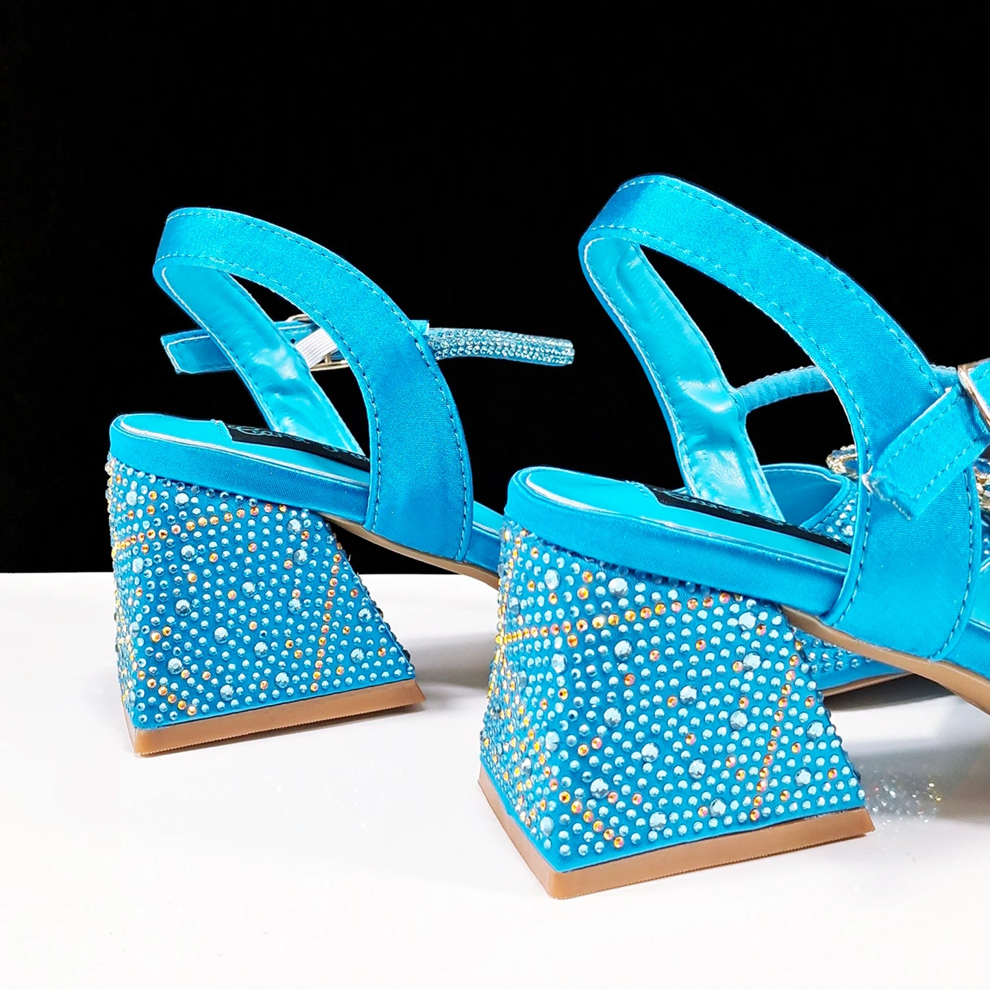 QueenaYan African Ladies Elegant Pointed Toe Shoes with shiny Metal Stand Bag Women Party Shoes or Commuting Shoes and Bag Set