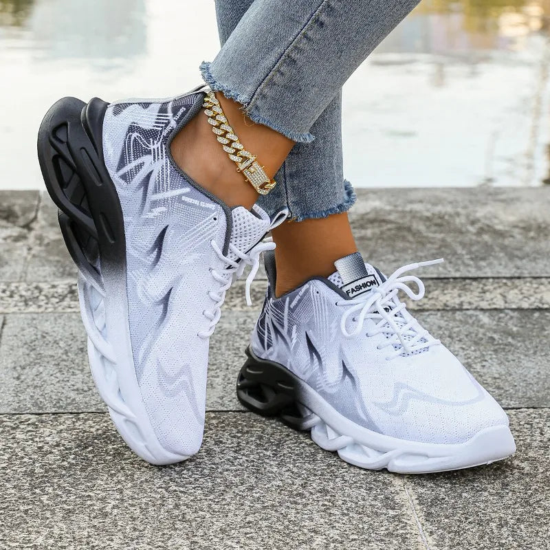 Women Casual Sports Shoes Breathable Lightweight Sneakers Anti-slip Flats Outdoor Running Walking Shoes Female Vulcanized Shoes