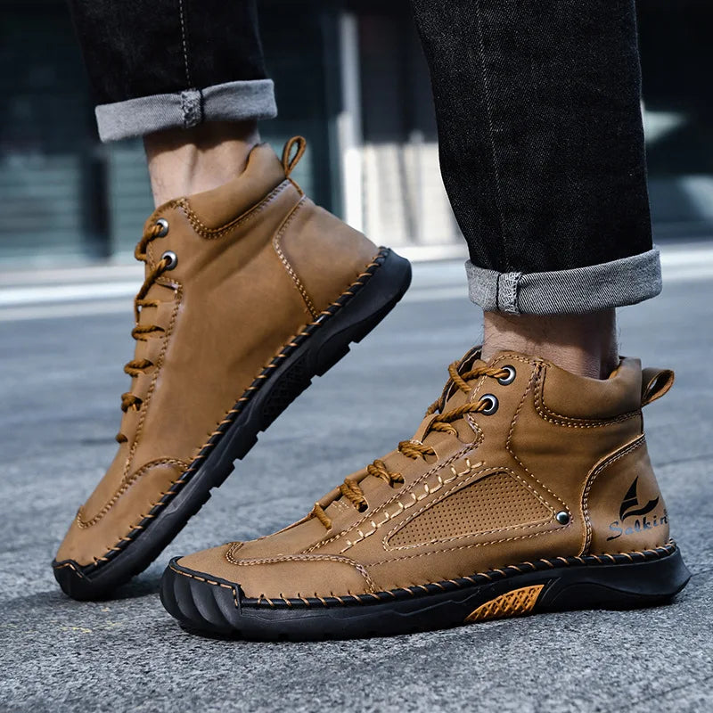 New 2025 Handmade Men Boots Design Sneakers Man Outdoor Casual Leather Men Shoes Ankle Boots Fall Breathable Hot Sale