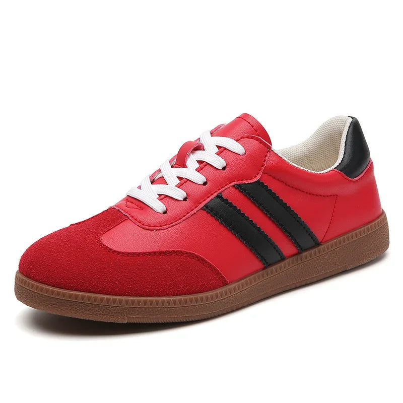 2024 Flat Luxury Shoes Women Autumn New Classic Ladies Sneakers Women Leather Retro Low Cut Lace -up Casual Round Toe Grey White