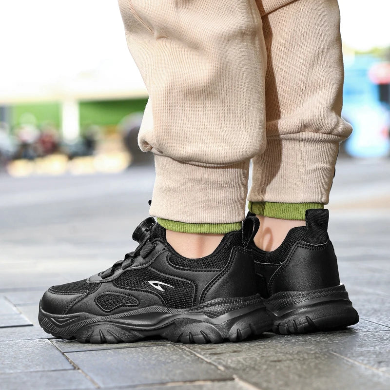 2025 Hot Selling Autumn Childrens Sports Shoes Lightweight and Simple Solid Color Running Shoes Arch Support Training Shoes
