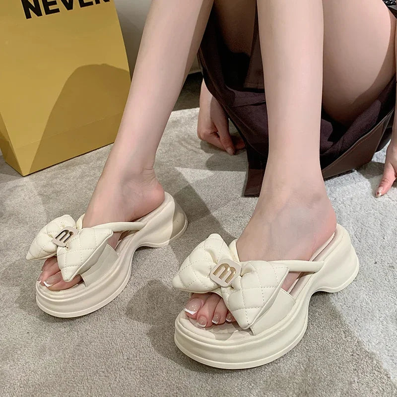 Women's Sandals New Korean Edition Casual Beach Shoes Versatile Thick Sole Shoes Bow Slippers Women's Outwear Summer
