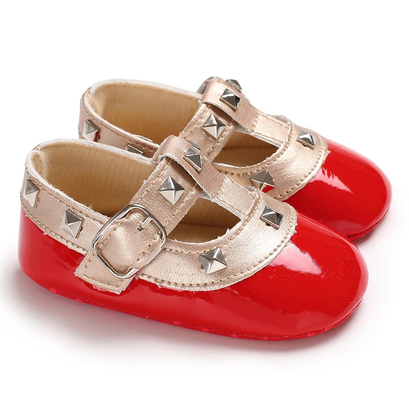 Spring and Autumn Girl Baby Shoes Classic Fashion Red Theme Cute Bow Princess Shoes Rubber Sole Anti slip Comfortable Walking Sh