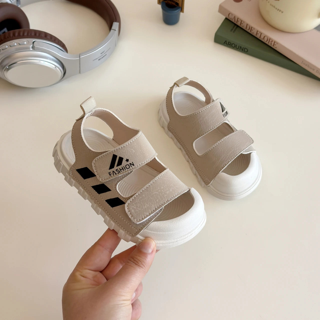 Kids Sandals Children Summer Beach Shoes for Boys Girls Toddlers Little Boy Sandals Fashion 2025 New Toes-covered Anti-kick Soft