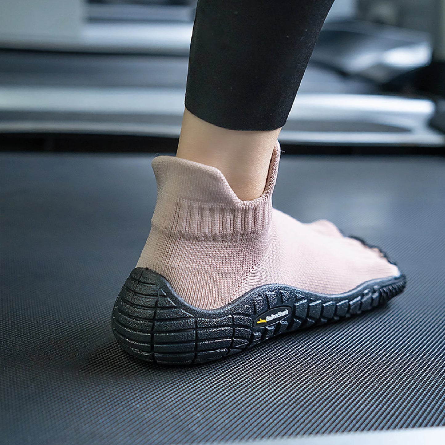 Five finger shoes, split toe shoes, men's and women's fitness soft soled shoes, Pilates yoga fitness barefoot shoes, beach shoes