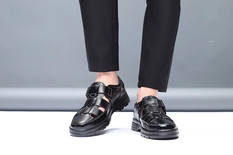 2025 Summer New Men's Shoes Casual men sandals Breathable genuine leather toe shoes Male Hollow out comfortable Sandals Homme