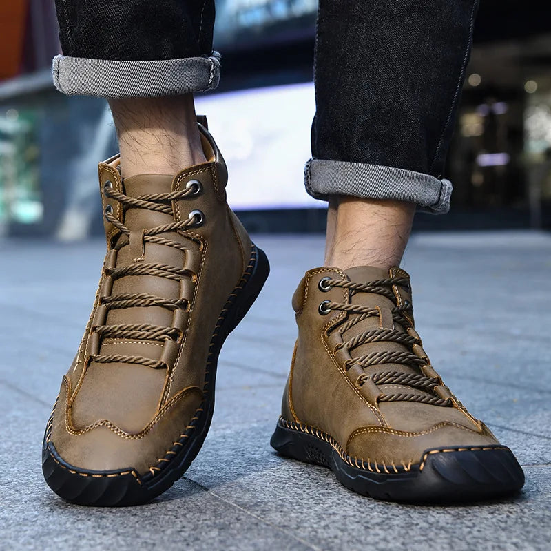 New 2025 Handmade Men Boots Design Sneakers Man Outdoor Casual Leather Men Shoes Ankle Boots Fall Breathable Hot Sale