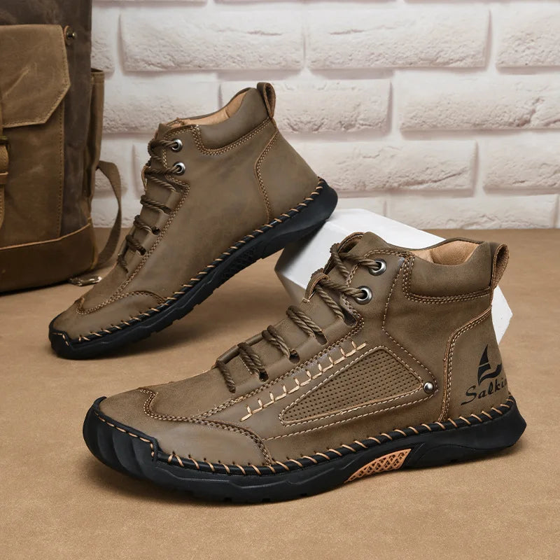 New 2025 Handmade Men Boots Design Sneakers Man Outdoor Casual Leather Men Shoes Ankle Boots Fall Breathable Hot Sale