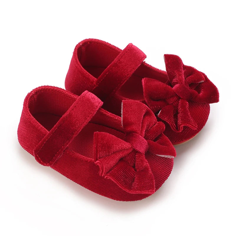 Spring and Autumn Girl Baby Shoes Classic Fashion Red Theme Cute Bow Princess Shoes Rubber Sole Anti slip Comfortable Walking Sh