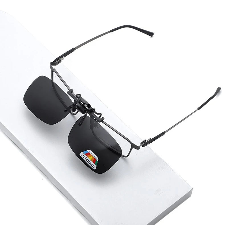 Polarized Clip Sunglasses 2Pcs Set Myopia Glasses Clip Driver Fishing Night Vision Myopia Clipon Sun Shading Eyeglasses