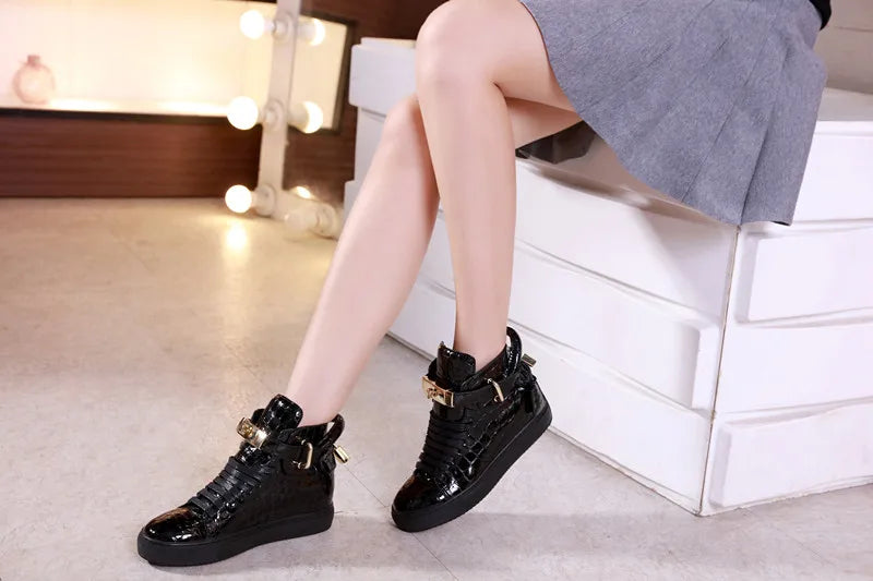 Unisex High-Top Leather Sneakers - Casual Running Shoes with Metal Details