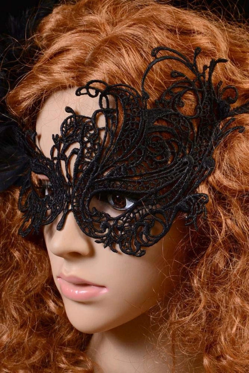 Women Carnival Mask Hollow Lace Masquerade Face Mask Princess Prom Party Props Black Eye Mask Halloween Costume for Women