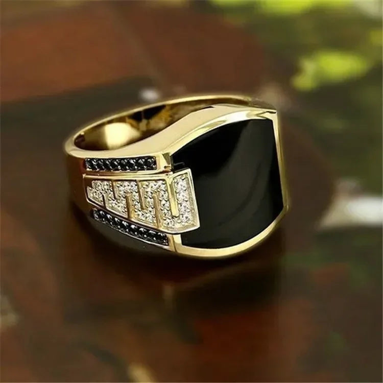Classic Men's Ring Fashion Metal Gold Color Inlaid Black Stone Zircon Punk Rings for Men Engagement Wedding Luxury Jewelry