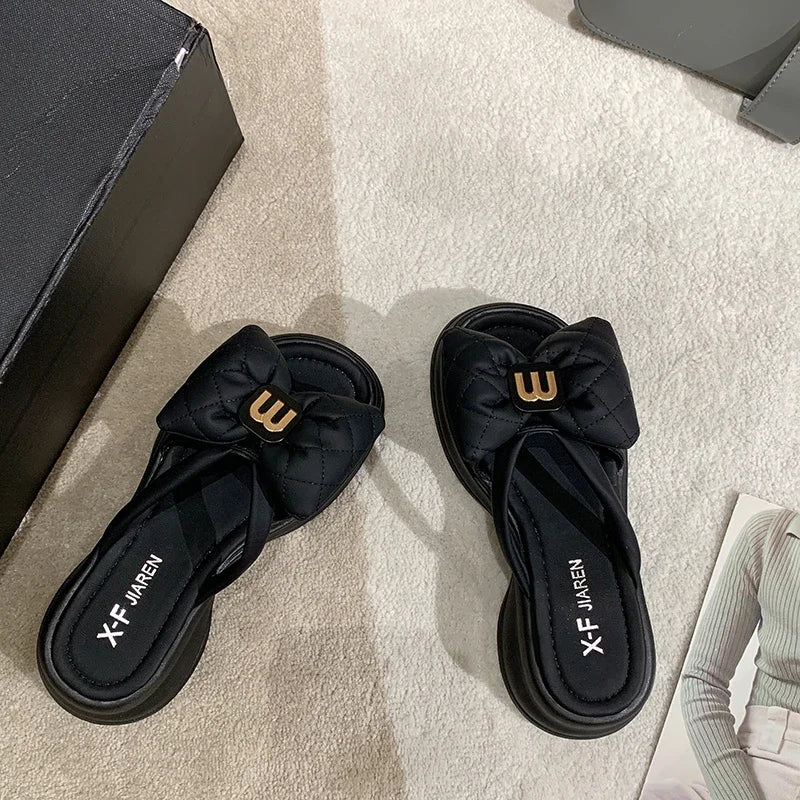 Women's Sandals New Korean Edition Casual Beach Shoes Versatile Thick Sole Shoes Bow Slippers Women's Outwear Summer
