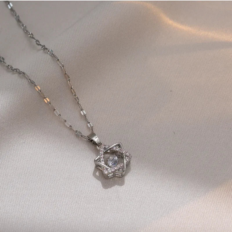 Stainless Steel Simple Star of David Six-Pointed Star Pendant Necklace for Men and Women Fashionable Jewish Religious Trend Jewe