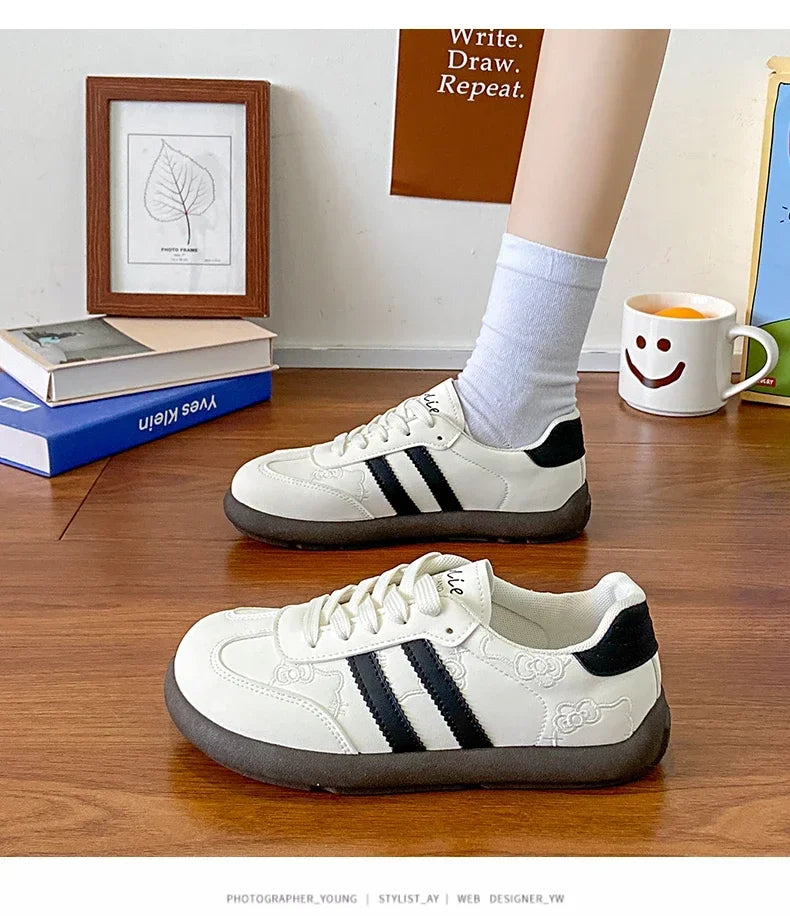 Women's Casual Outdoor Lace UpSport Shoes 2025 Spring Autumn Designer Korean Round Toe Sneakers Vulcanized Shoes Tenis De Mujer