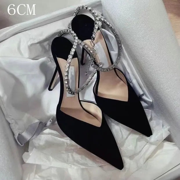 2025 Crystal Pendant White Wedding Shoes Bridesmaid Shoes One-Line Sandals Rhinestone Pointed Stiletto Satin Sexy Party Pumps