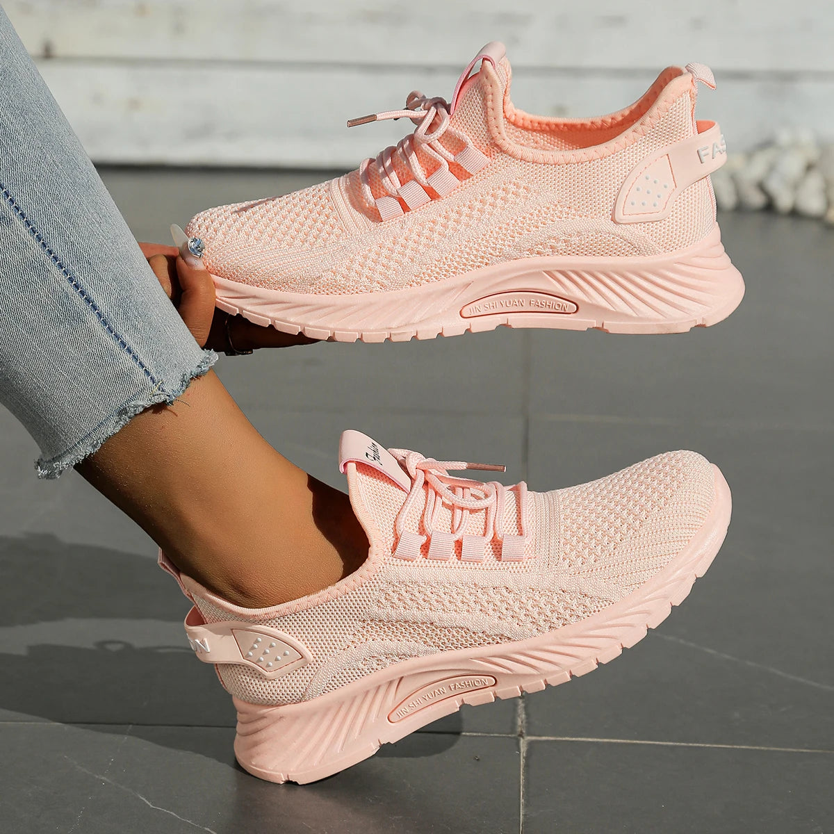 women shoes casual sneaker fall 2025 new fashion leisure sports single shoes wholesale cross-border factory trend fly weaving