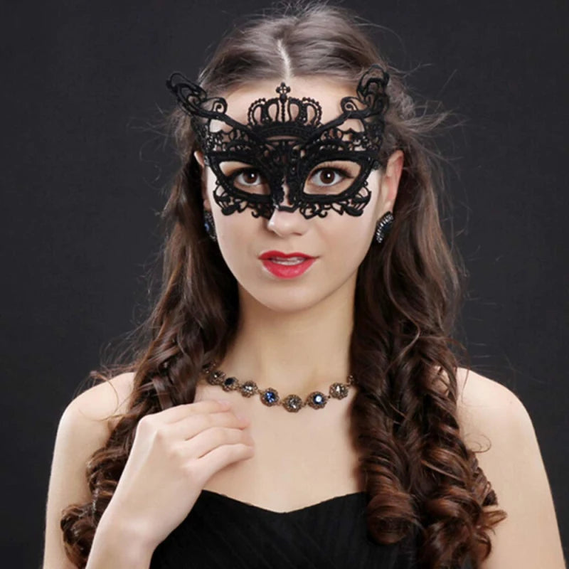 Women Carnival Mask Hollow Lace Masquerade Face Mask Princess Prom Party Props Black Eye Mask Halloween Costume for Women