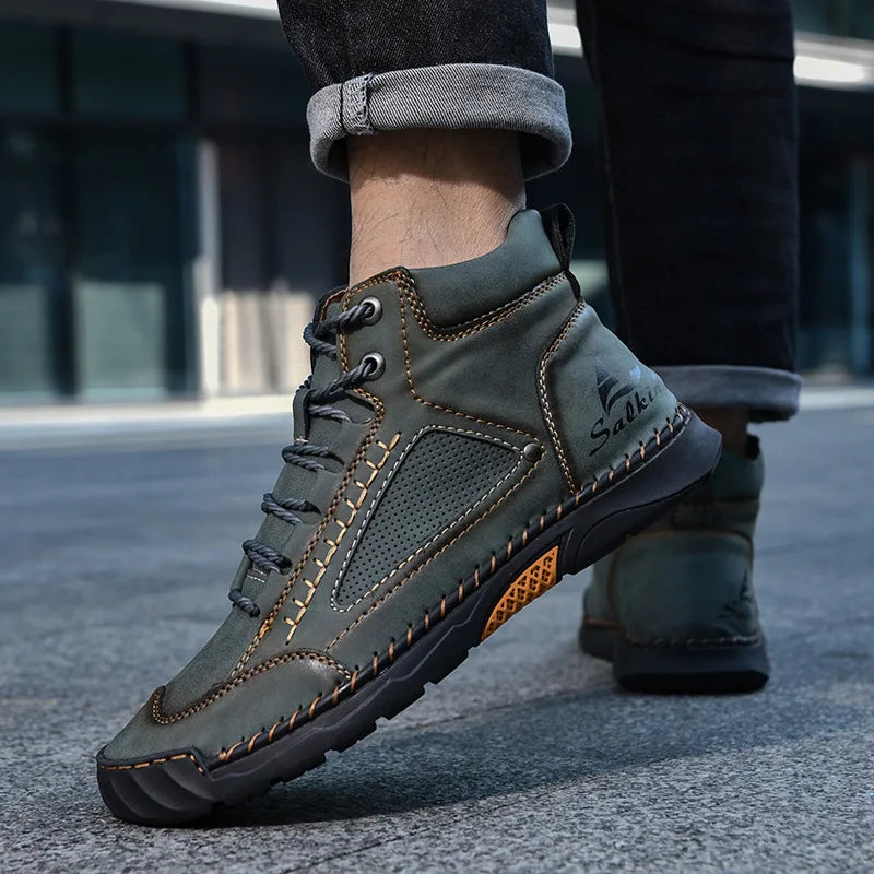 New 2025 Handmade Men Boots Design Sneakers Man Outdoor Casual Leather Men Shoes Ankle Boots Fall Breathable Hot Sale