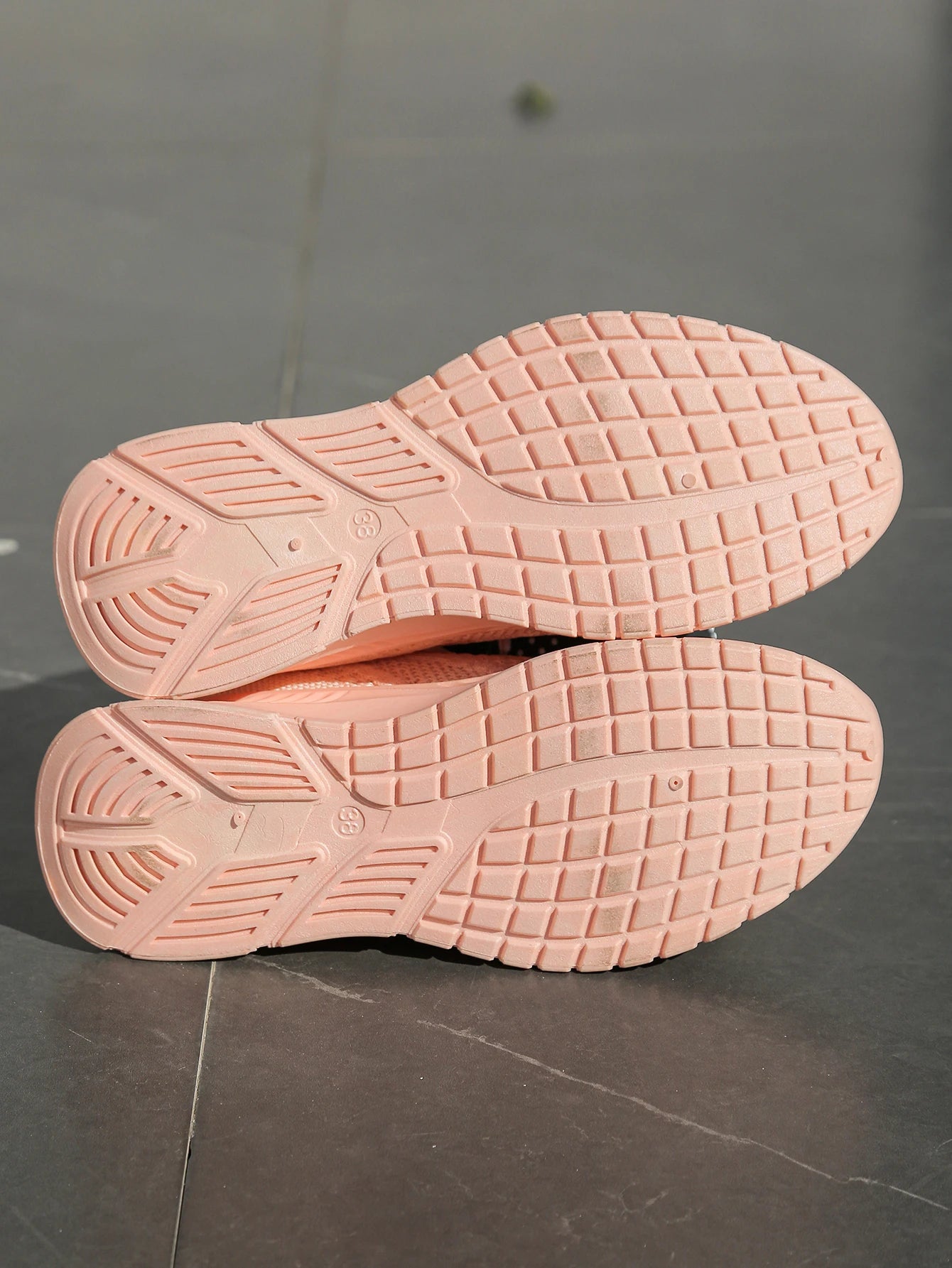 women shoes casual sneaker fall 2025 new fashion leisure sports single shoes wholesale cross-border factory trend fly weaving