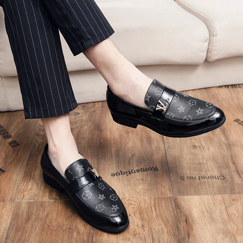 Loafers 2025 New Men's Shoes British Business Genuine Leather Slip-On Soft Surface Small Leather Shoes Pointed Toe Trendy Shoes