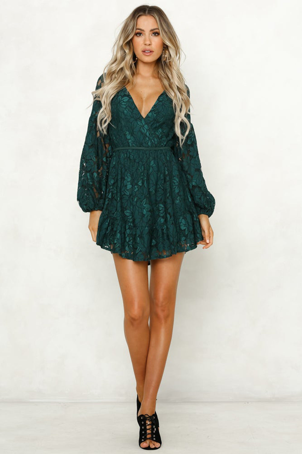 Backless V-neck Lantern Sleeve Lace Dress