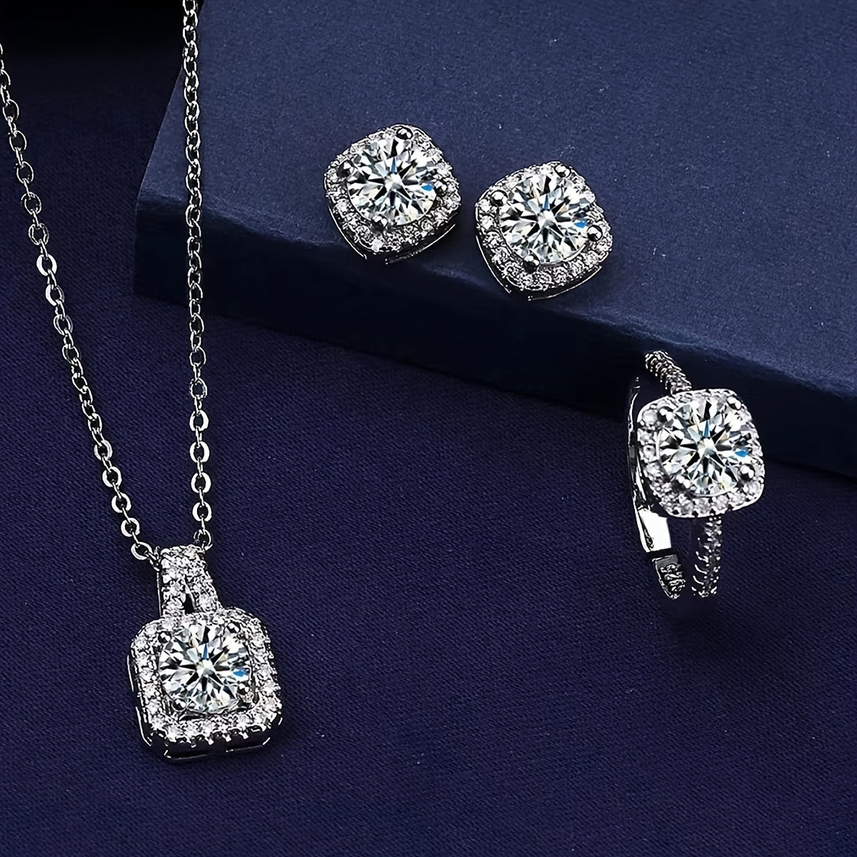 925 Silver Cube Shiny zirconia Set Earrings and Pendant Necklace and Ring, Elegant Luxury Style, Exquisite Women'S Gift