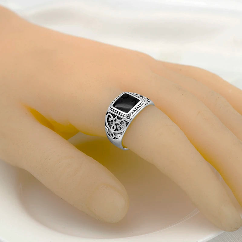 Punk Rock Vintage Heart Signet Ring Men Classicl Party Jewelry Male Wedding Black Men Square Enamel Ring