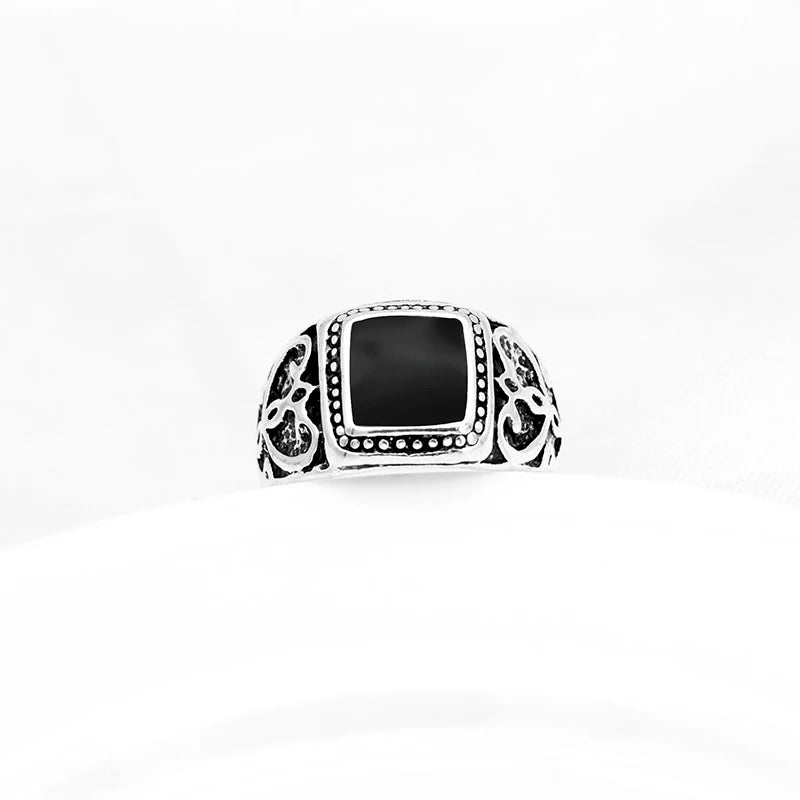 Punk Rock Vintage Heart Signet Ring Men Classicl Party Jewelry Male Wedding Black Men Square Enamel Ring
