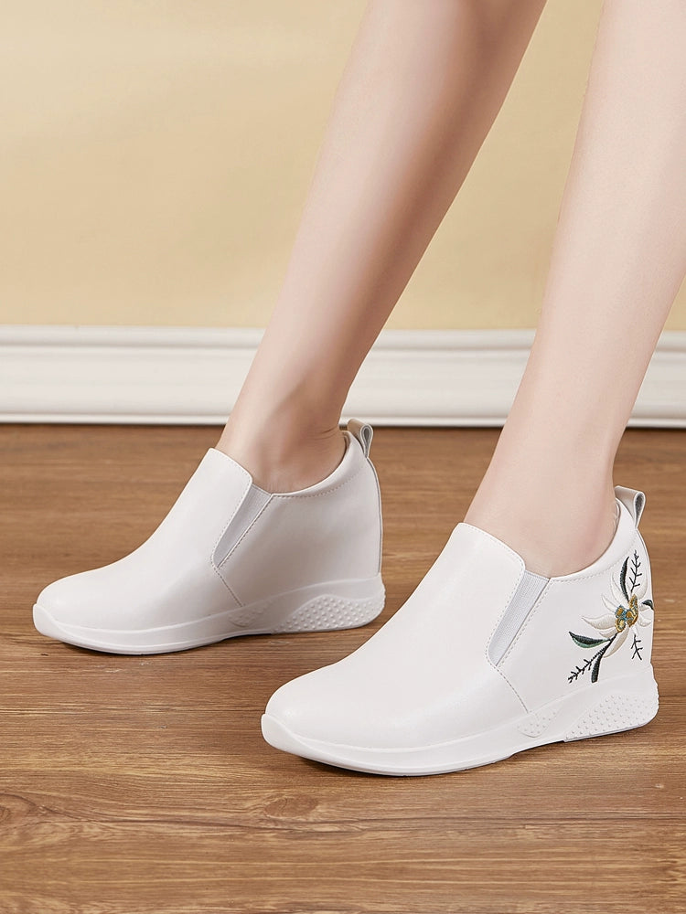 Small White Shoes Embroidered Inner Heightening All-Match Skinny Women's Shoes