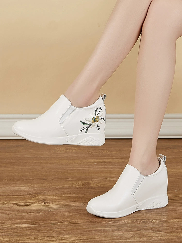 Small White Shoes Embroidered Inner Heightening All-Match Skinny Women's Shoes