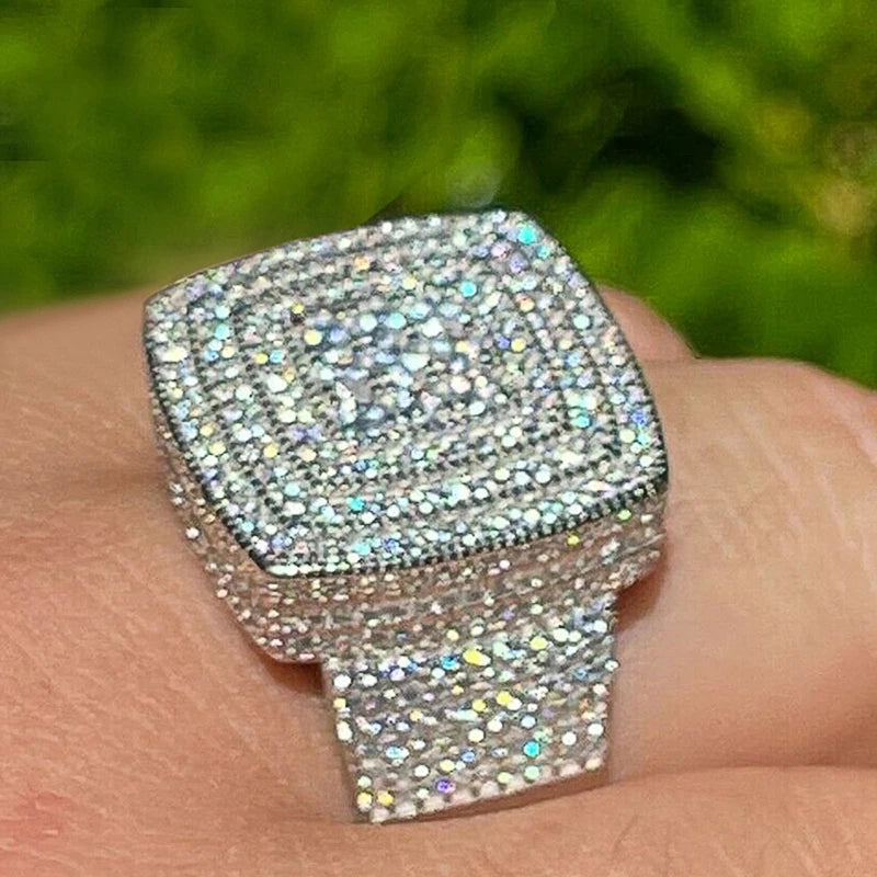 Huitan Gorgeous Square Shaped Wedding Rings for Lover Men/Women New Luxury Silver Color Bling CZ Couple Rings Fashion Jewelry