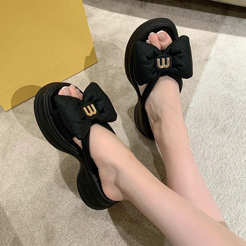 Women's Sandals New Korean Edition Casual Beach Shoes Versatile Thick Sole Shoes Bow Slippers Women's Outwear Summer