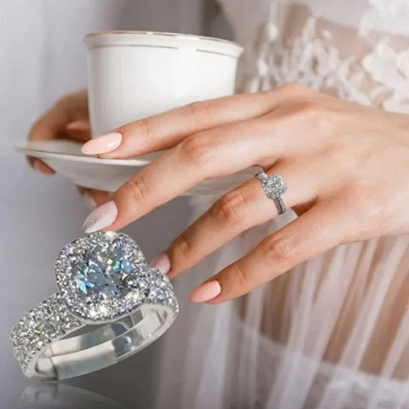 Huitan Honorable Women Rings Set 925 Sterling Silver Exquisite Full Paved CZ Finger Accessories Chic Wedding Ceremony Jewelry