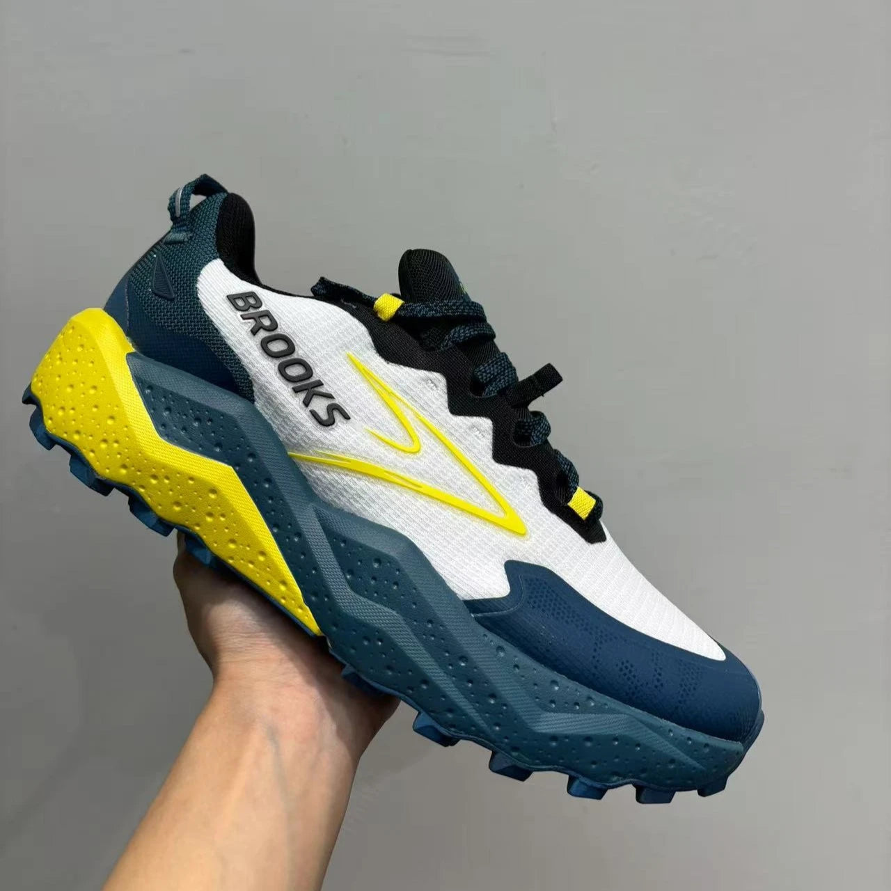 Brooks Men’s Casual Sneakers Caldera 8 Ultra Trail Running Shoes Breathable Cushioned Long-term Training Sports Jogging Shoes