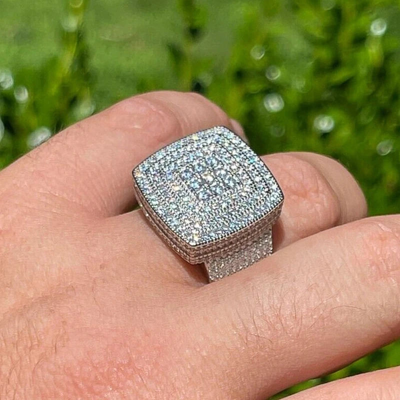 Huitan Gorgeous Square Shaped Wedding Rings for Lover Men/Women New Luxury Silver Color Bling CZ Couple Rings Fashion Jewelry