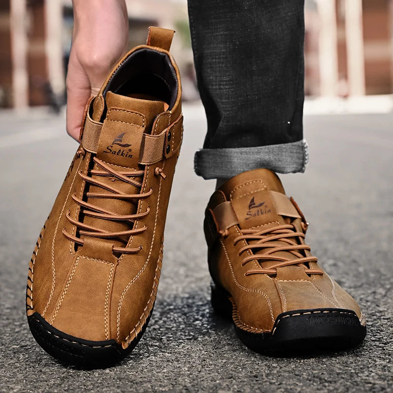 New 2025 Handmade Leather Casual Men Shoes Design Sneakers Man Breathable Leather Shoes Men Ankle Boots Outdoor