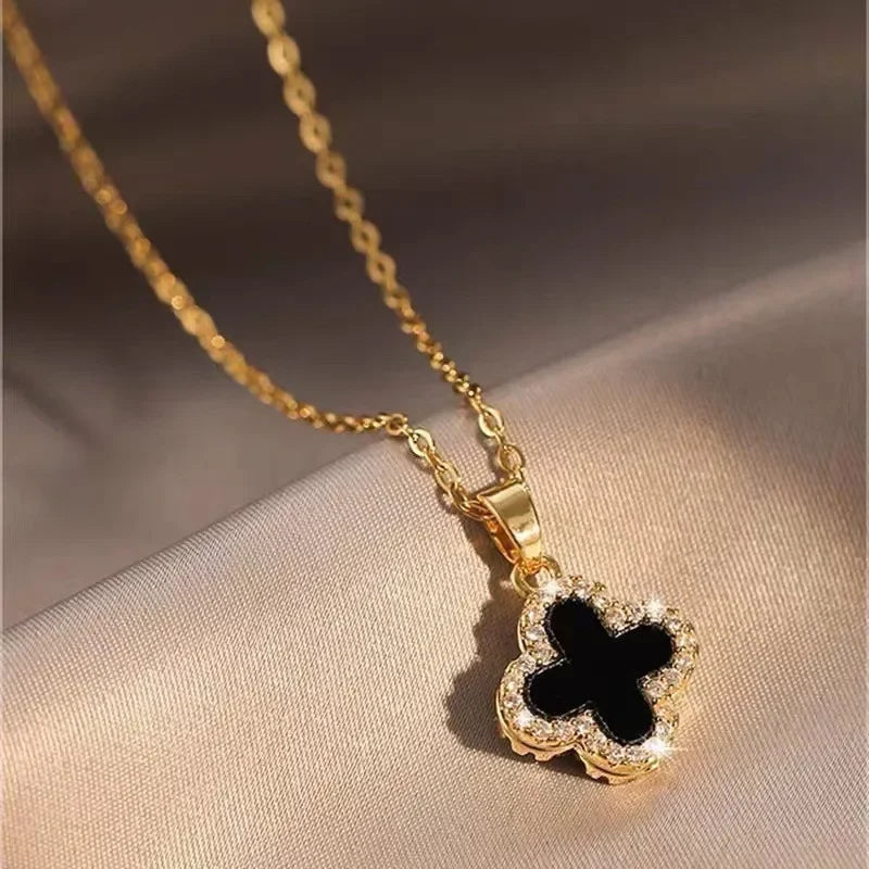 Four-leaf clover sweater chain, women's autumn and winter small fragrance style necklace, collarbone chain